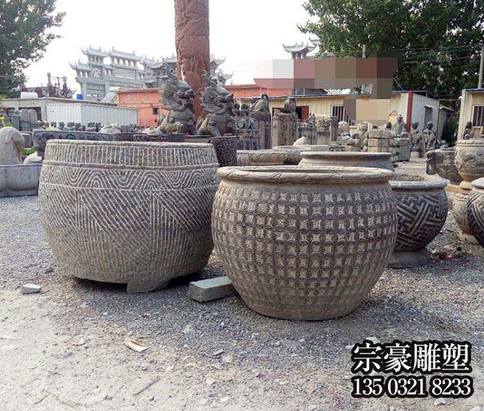 古意盎然的青石魚缸石雕 古意盎然的青石魚缸石雕